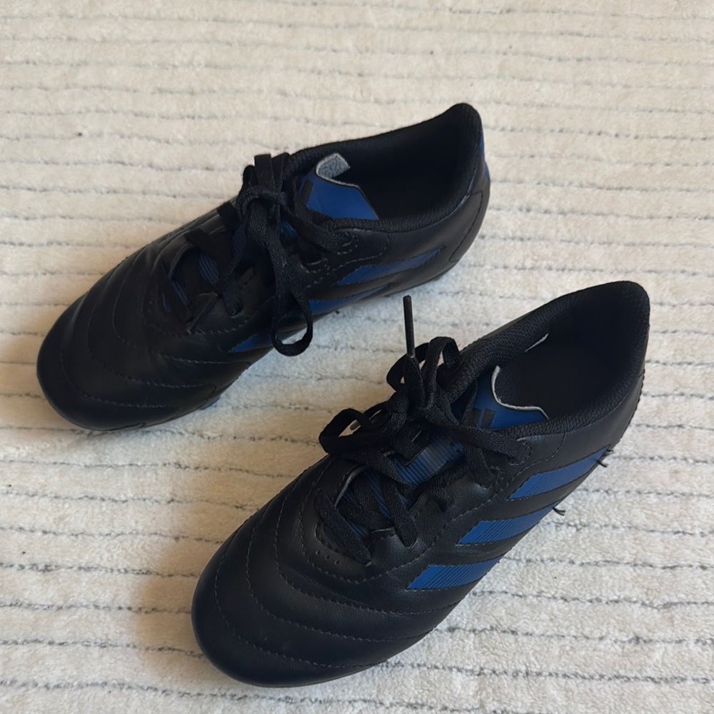 Kids Black and Blue Adidas Soccer Cleats - Picture 2 of 5